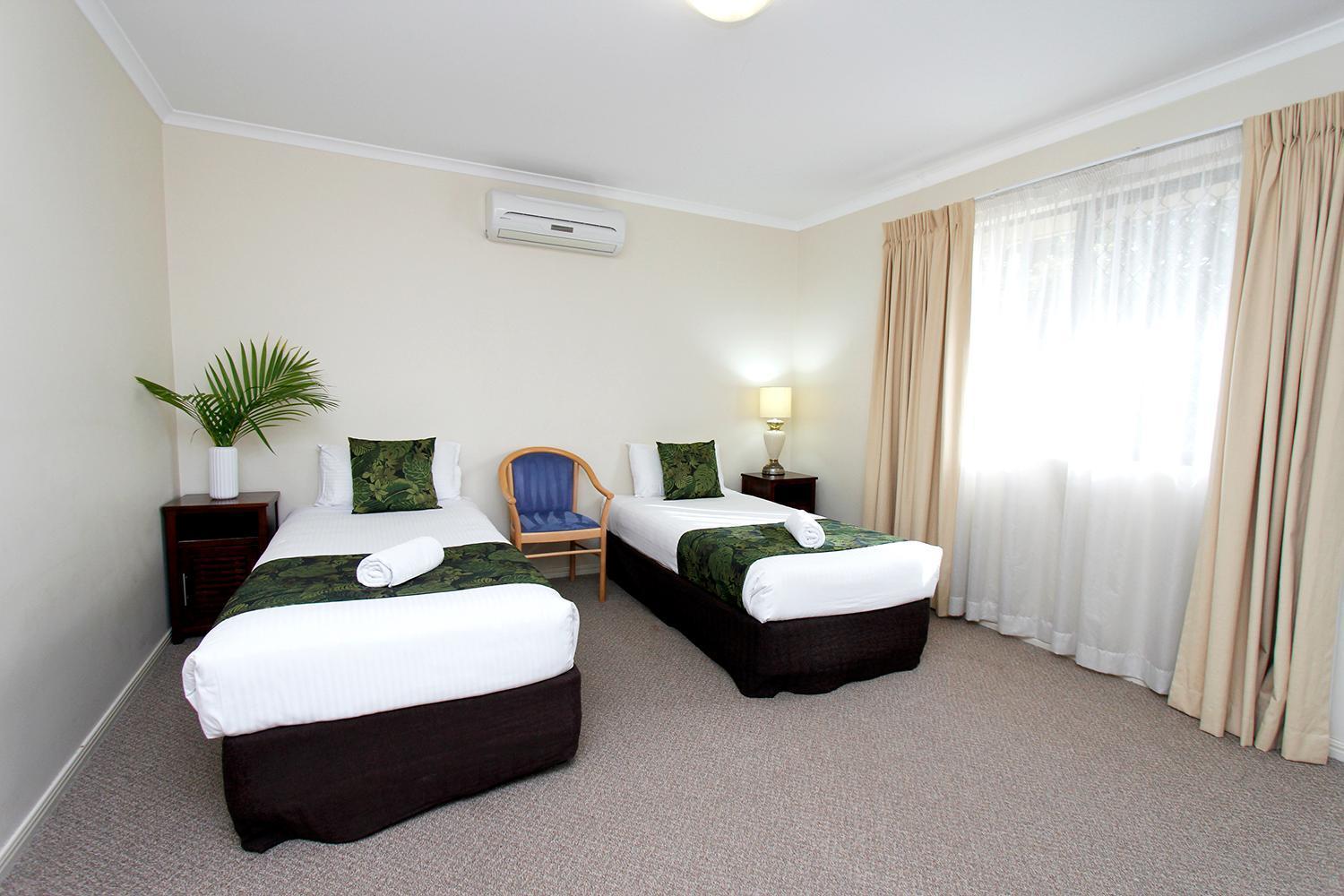 צ'ינצ'ילה The Palms Motel מראה חיצוני תמונה