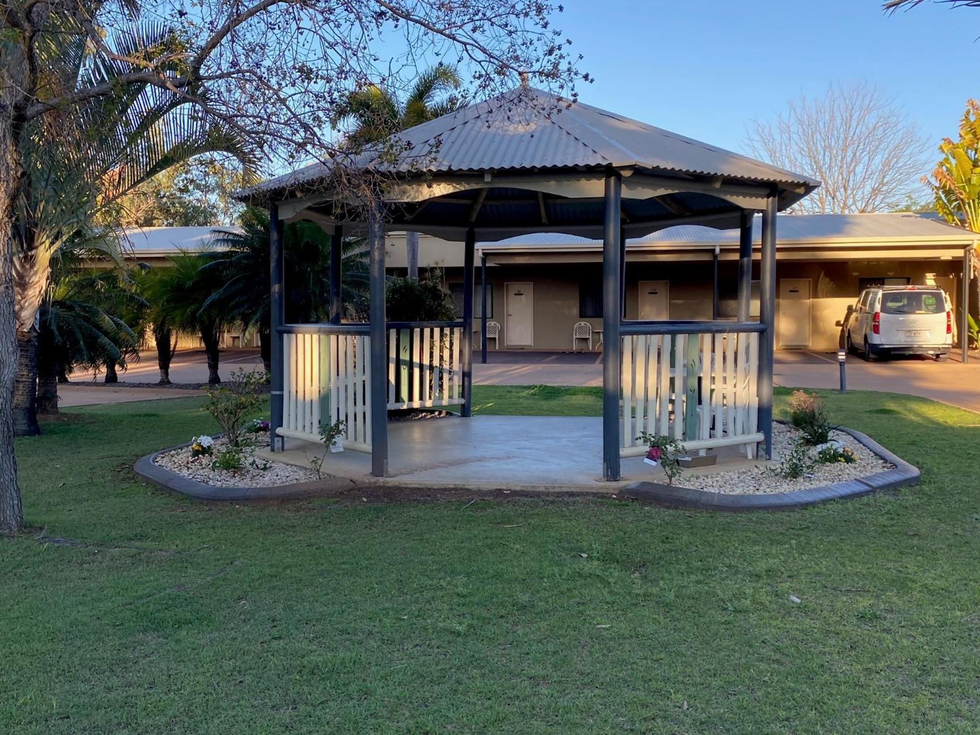 צ'ינצ'ילה The Palms Motel מראה חיצוני תמונה